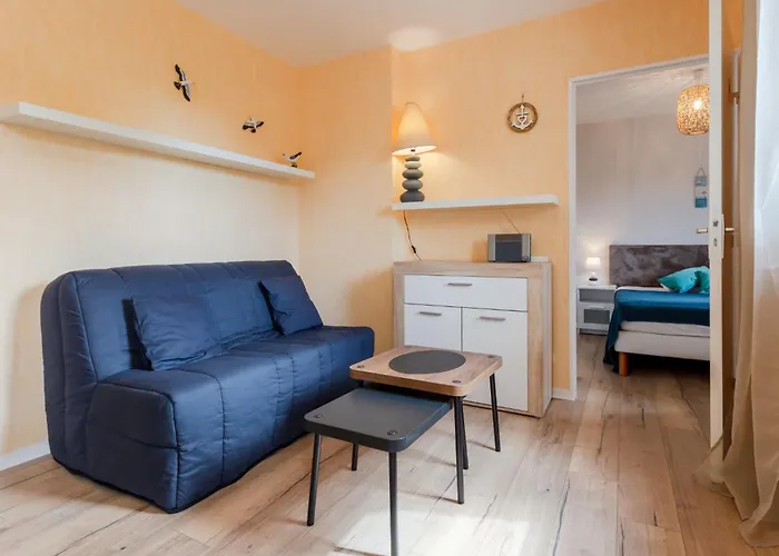 Fleur Marine-35 By Interhome *